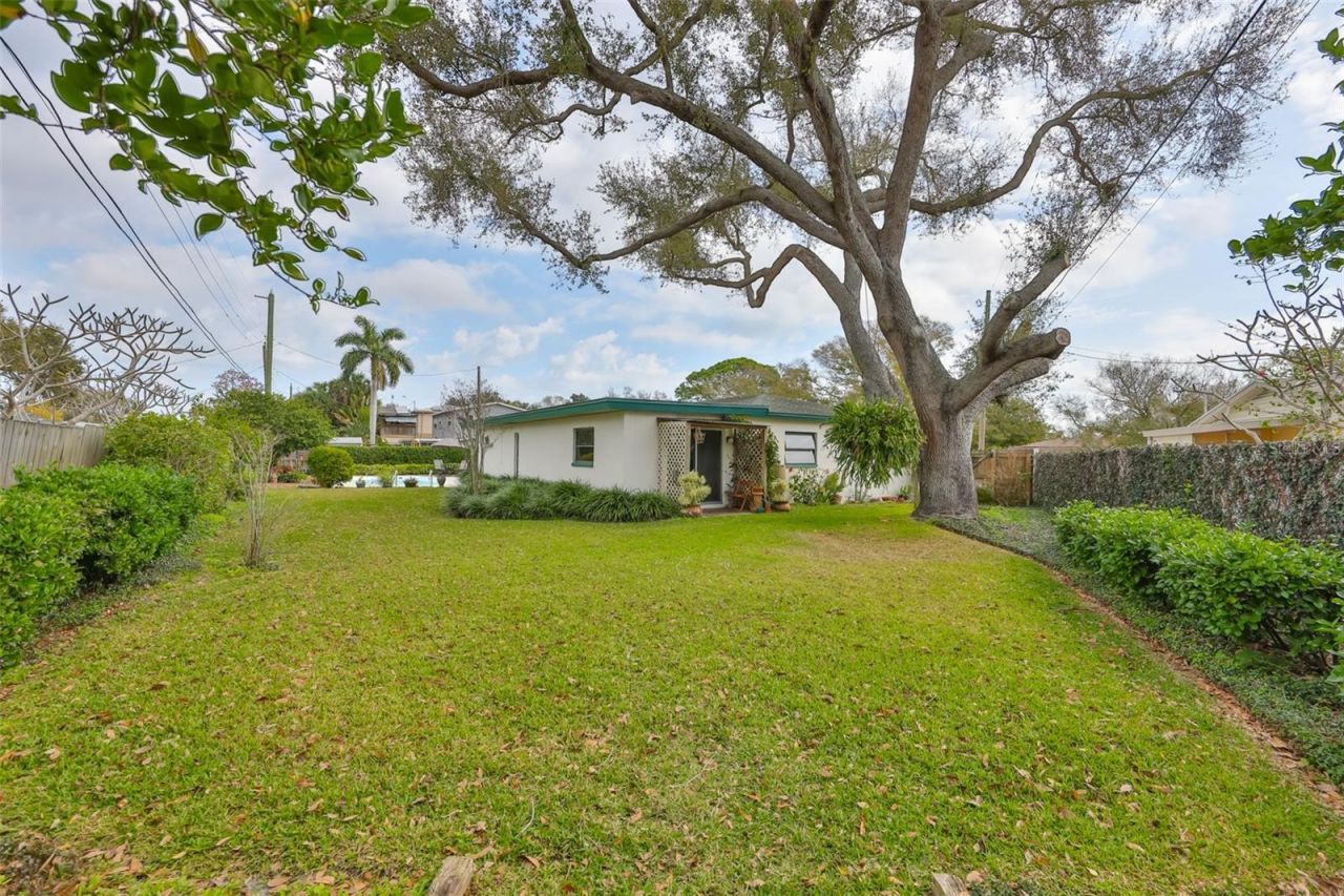 6728 19th Street N, Saint Petersburg, FL 33702 Photo