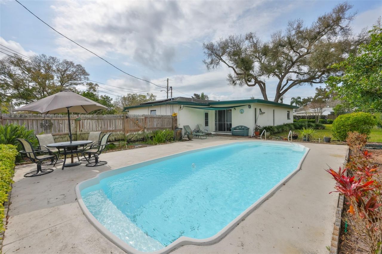 6728 19th Street N, Saint Petersburg, FL 33702 Photo