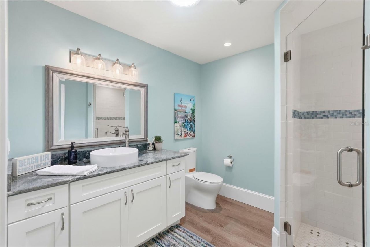 213 84th Street, Holmes Beach, FL 34217 Photo