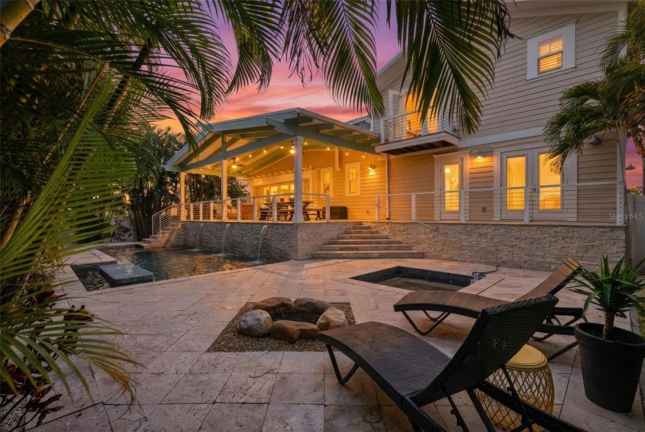 213 84th Street, Holmes Beach, FL 34217 Photo