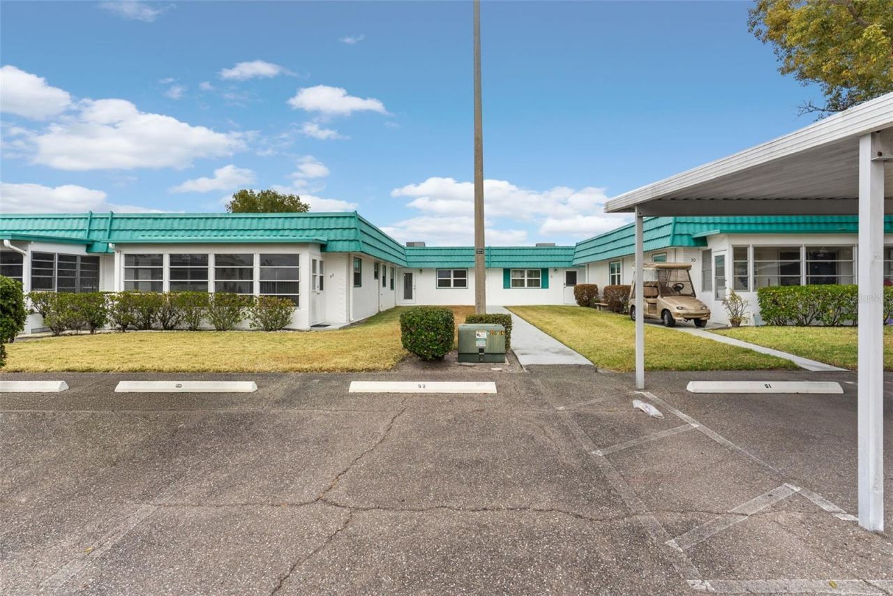 205 Kings Boulevard, Unit 52, Sun City Center, FL 33573 Photo