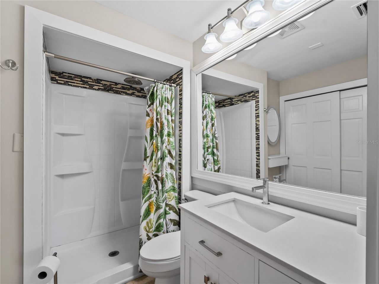 4668 Oak Hill Lane, Unit 40, Sarasota, FL 34232 Photo