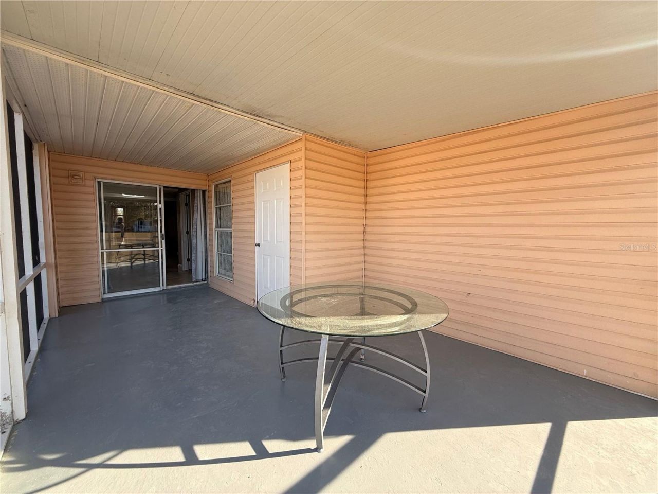 1605 Club Circle , Unit 1605, Lakeshore, FL 33854 Photo