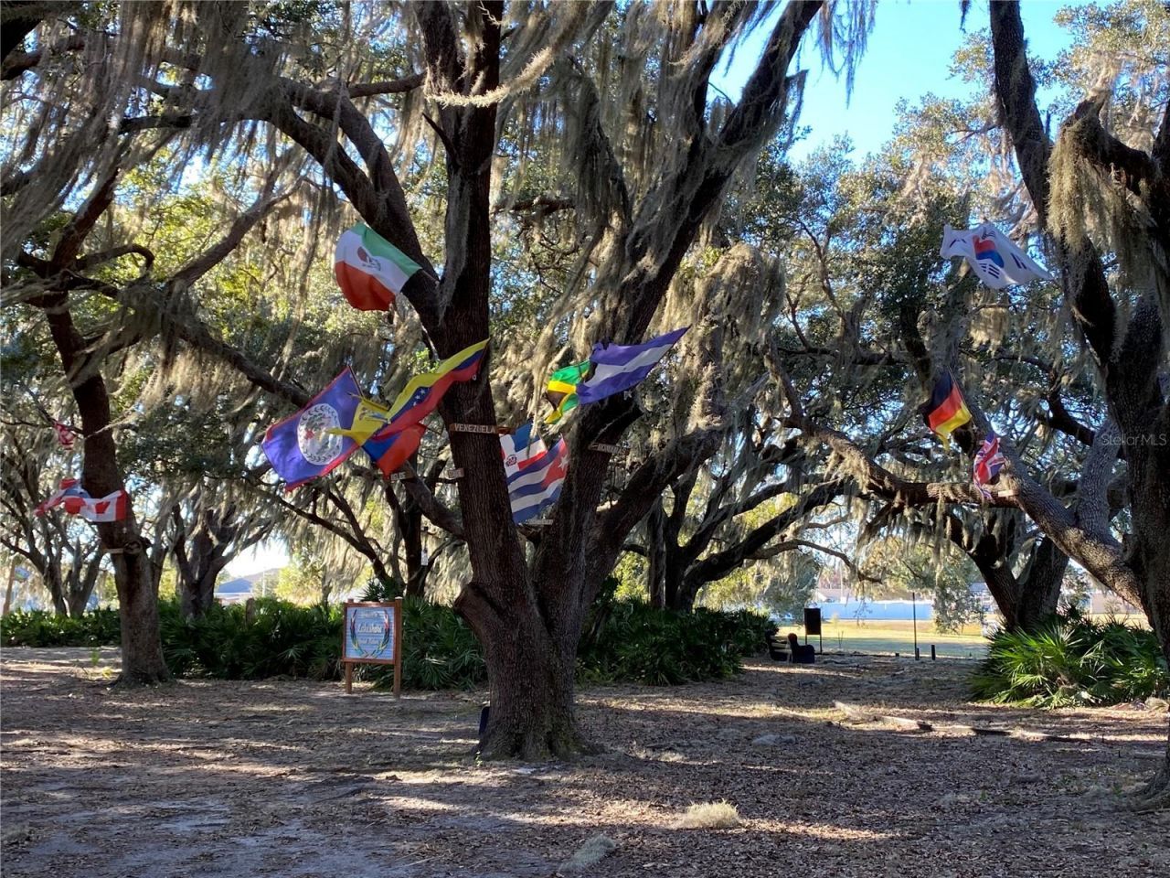 1605 Club Circle , Unit 1605, Lakeshore, FL 33854 Photo