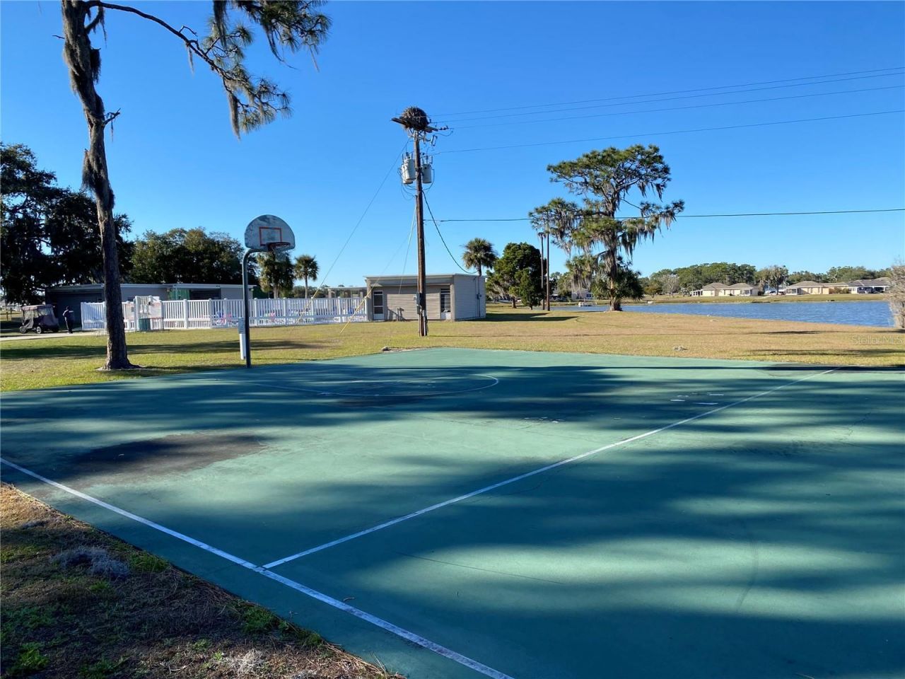 1605 Club Circle , Unit 1605, Lakeshore, FL 33854 Photo