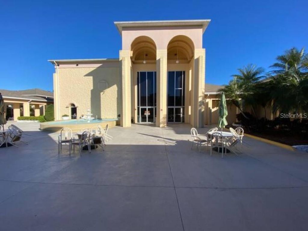 1605 Club Circle , Unit 1605, Lakeshore, FL 33854 Photo