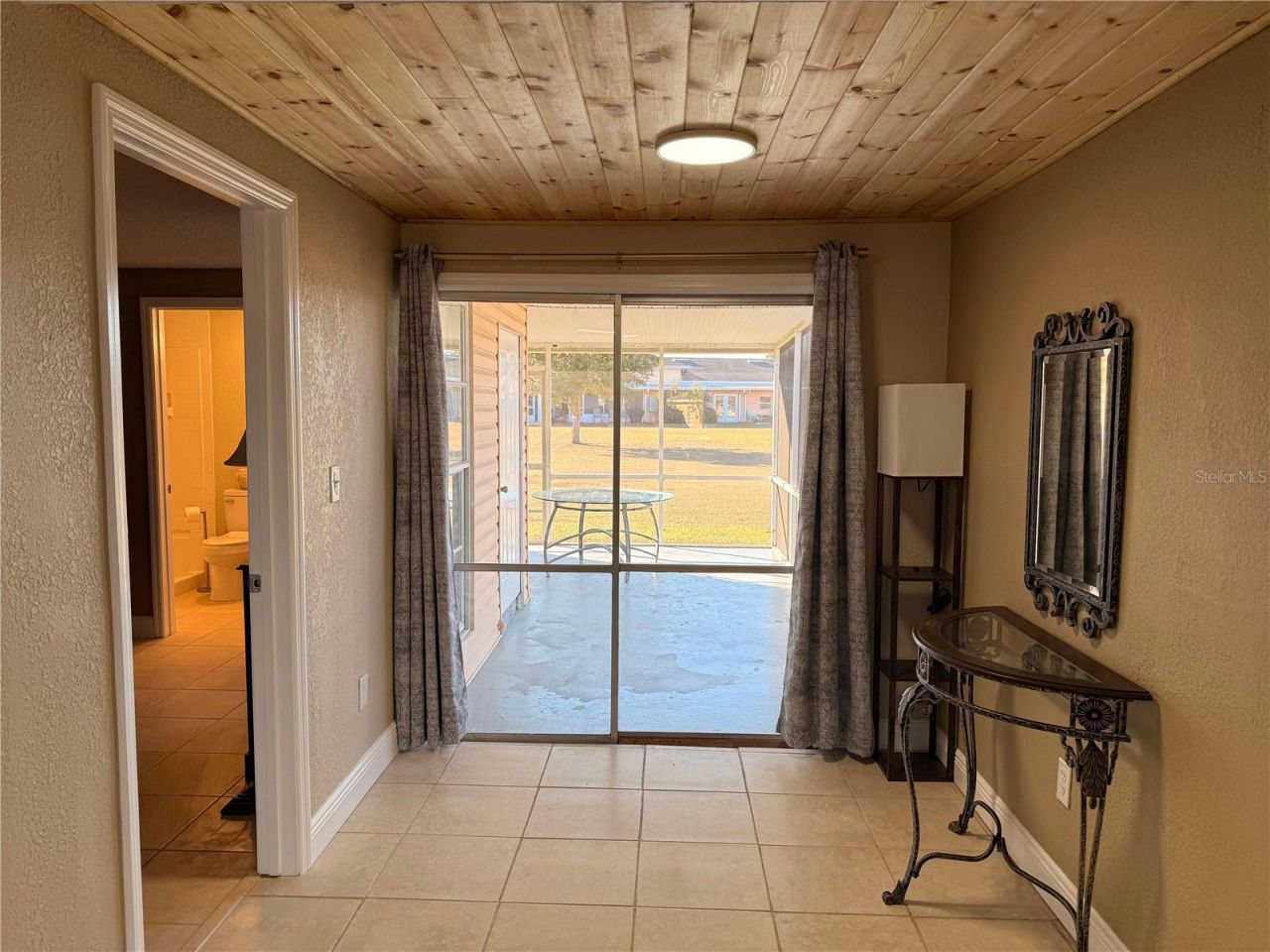 1605 Club Circle , Unit 1605, Lakeshore, FL 33854 Photo