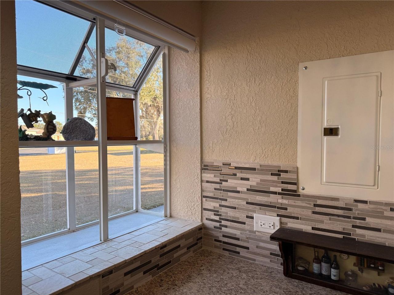 1605 Club Circle , Unit 1605, Lakeshore, FL 33854 Photo