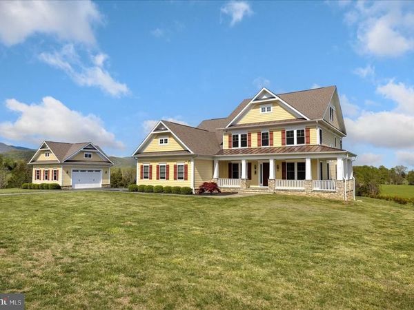 278 LITTLE MOUNTAIN LANE, EDINBURG, VA 22824