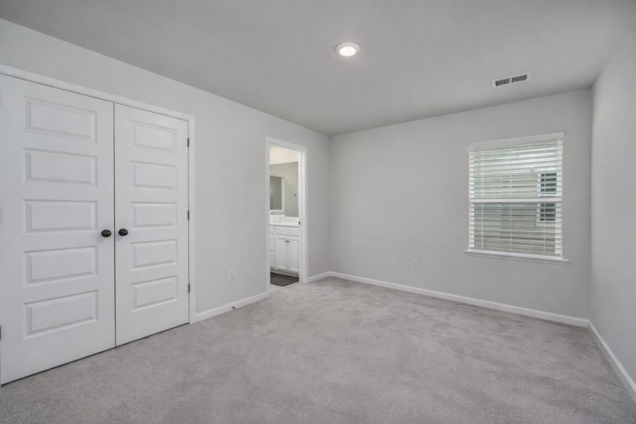 837 Harrison Mill St. Photo 20