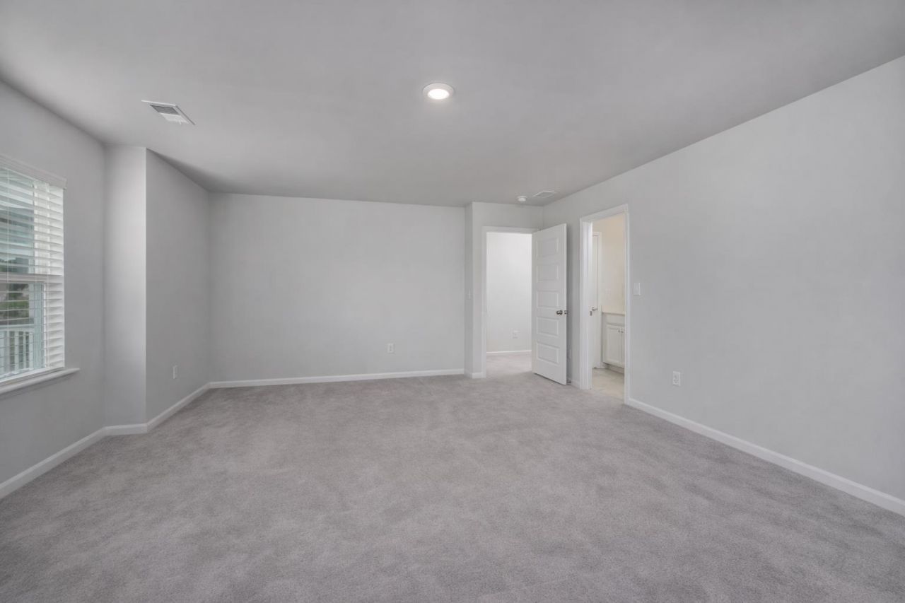 837 Harrison Mill St. Photo 21