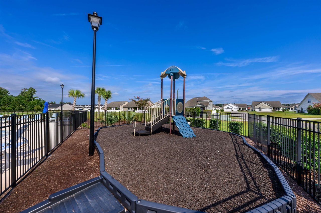 837 Harrison Mill St. Photo 38