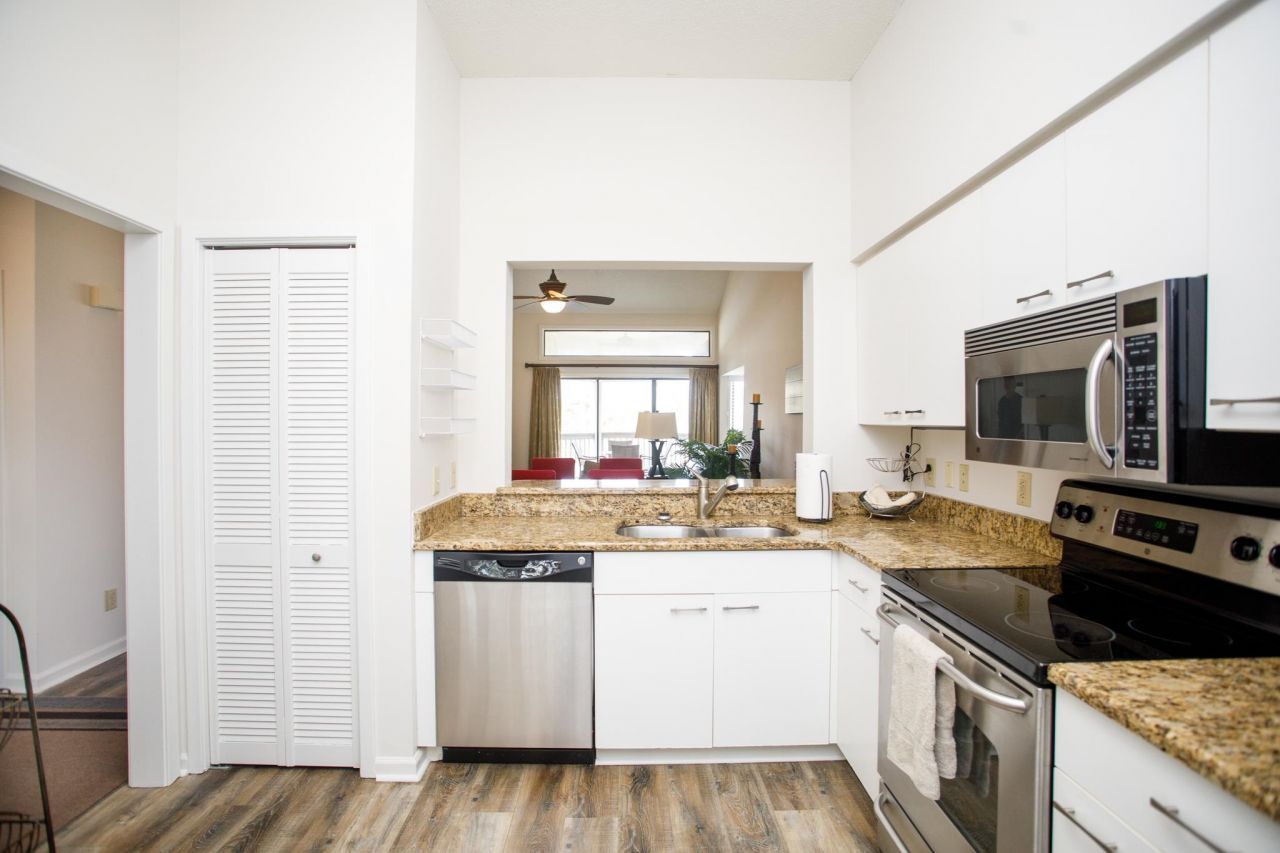 331 Wendover Ct.  Photo 19