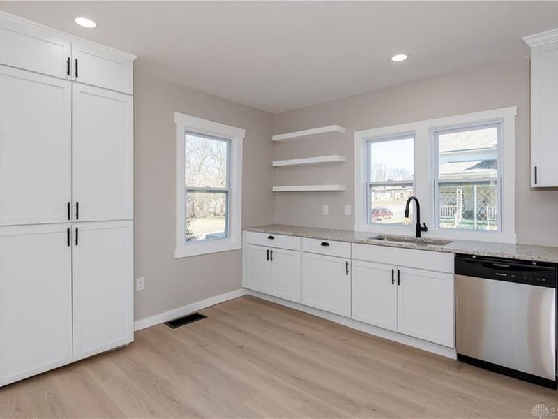 613 E 2nd Street, Xenia, OH 45385 Photo 7