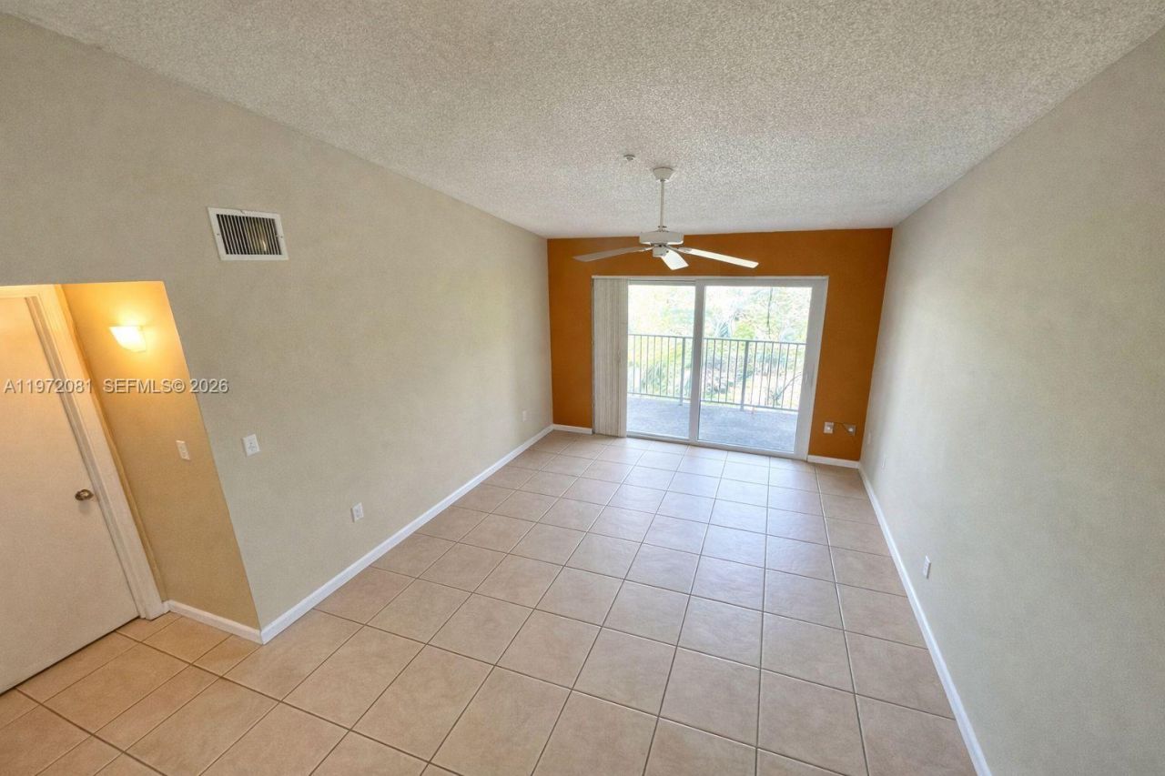 4848 N State Road 7 , Unit 4303, Coconut Creek, FL 33073 Photo