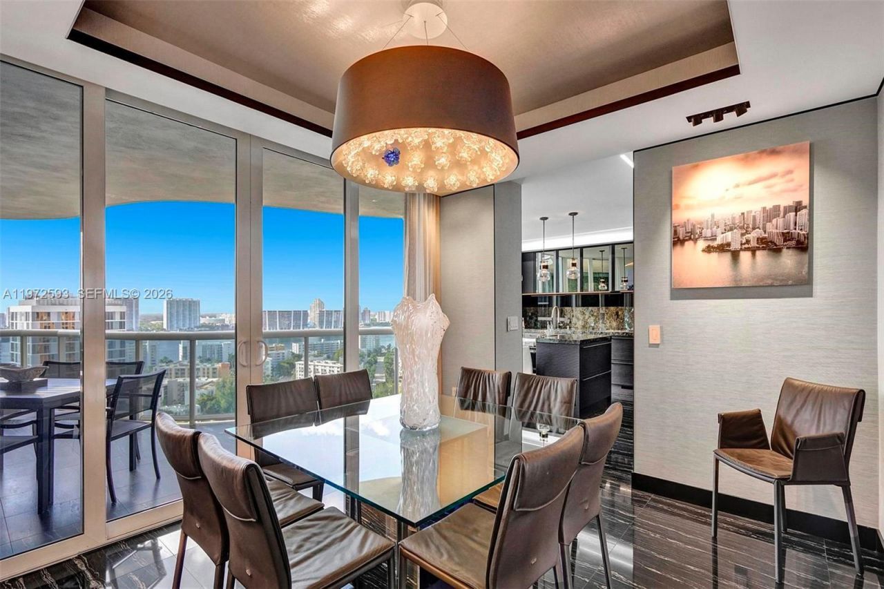 17555 Collins Ave, Unit 2107, Sunny Isles Beach, FL 33160 Photo