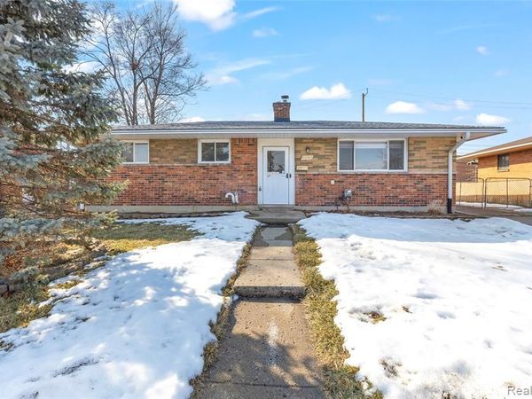 7043 N Wildwood Street, Westland, MI 48185