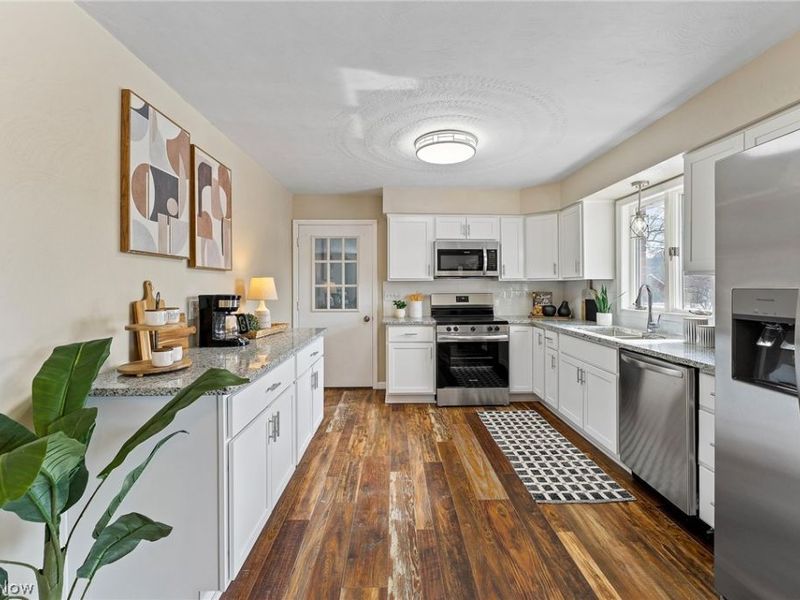 49075 Maple Lane, East Liverpool, OH 43920 Photo 10