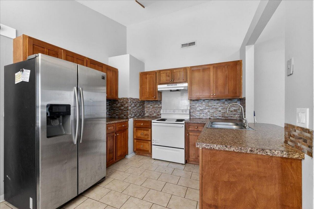 203 Tabby Creek Circle Photo 13