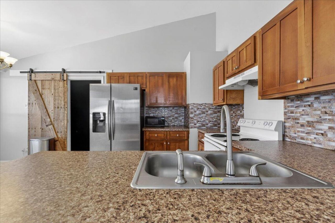 203 Tabby Creek Circle Photo 15