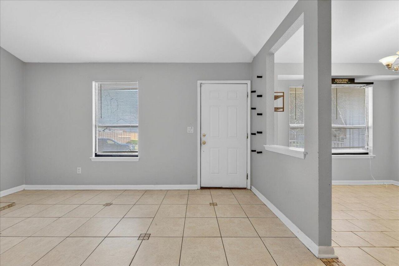 203 Tabby Creek Circle Photo 5