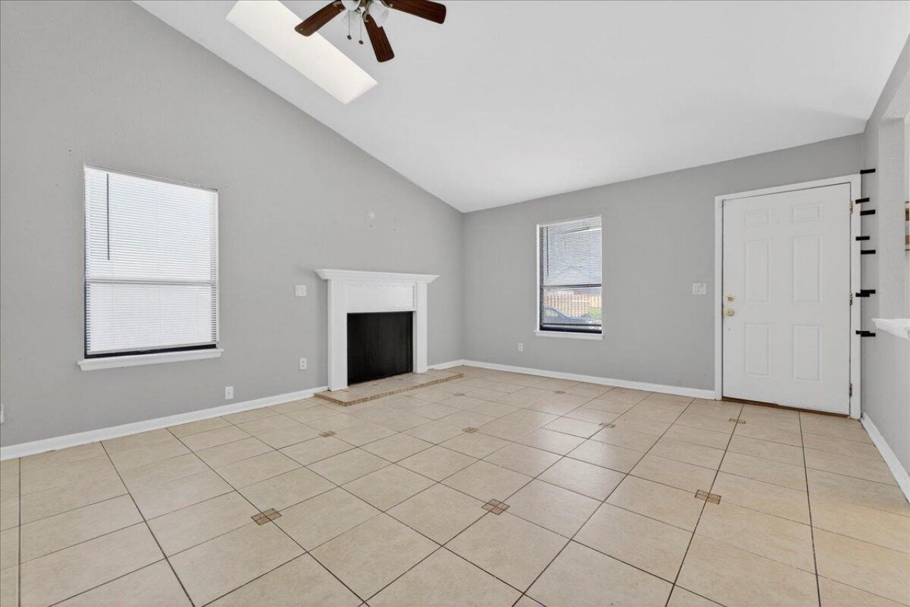 203 Tabby Creek Circle Photo 9