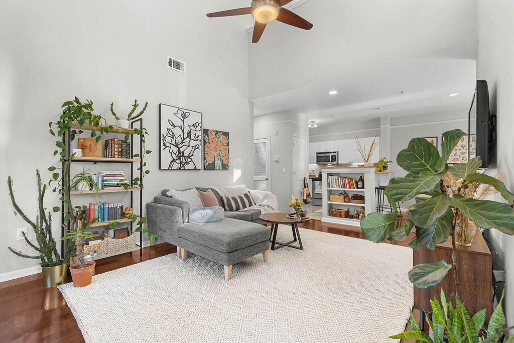 2125 Egret Crest Lane Photo 10