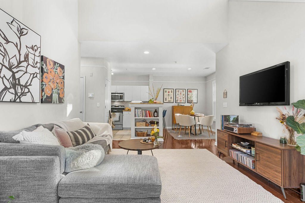 2125 Egret Crest Lane Photo 12