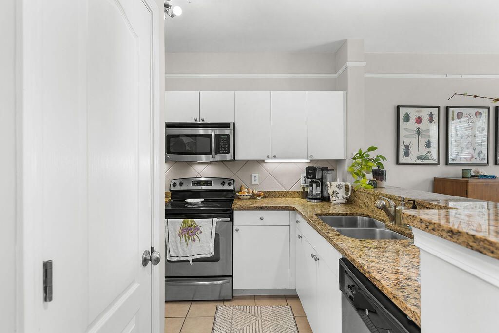 2125 Egret Crest Lane Photo 14