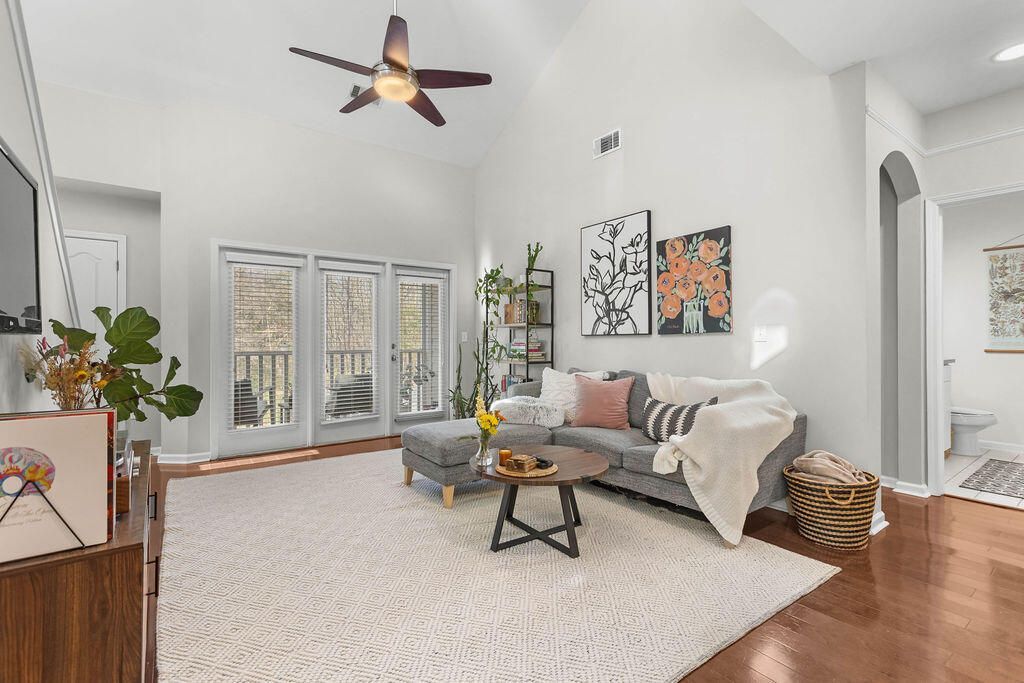 2125 Egret Crest Lane Photo 7