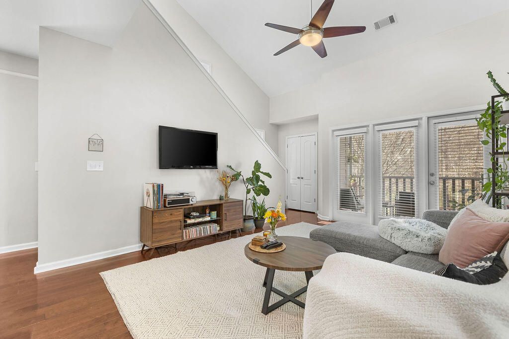 2125 Egret Crest Lane Photo 8