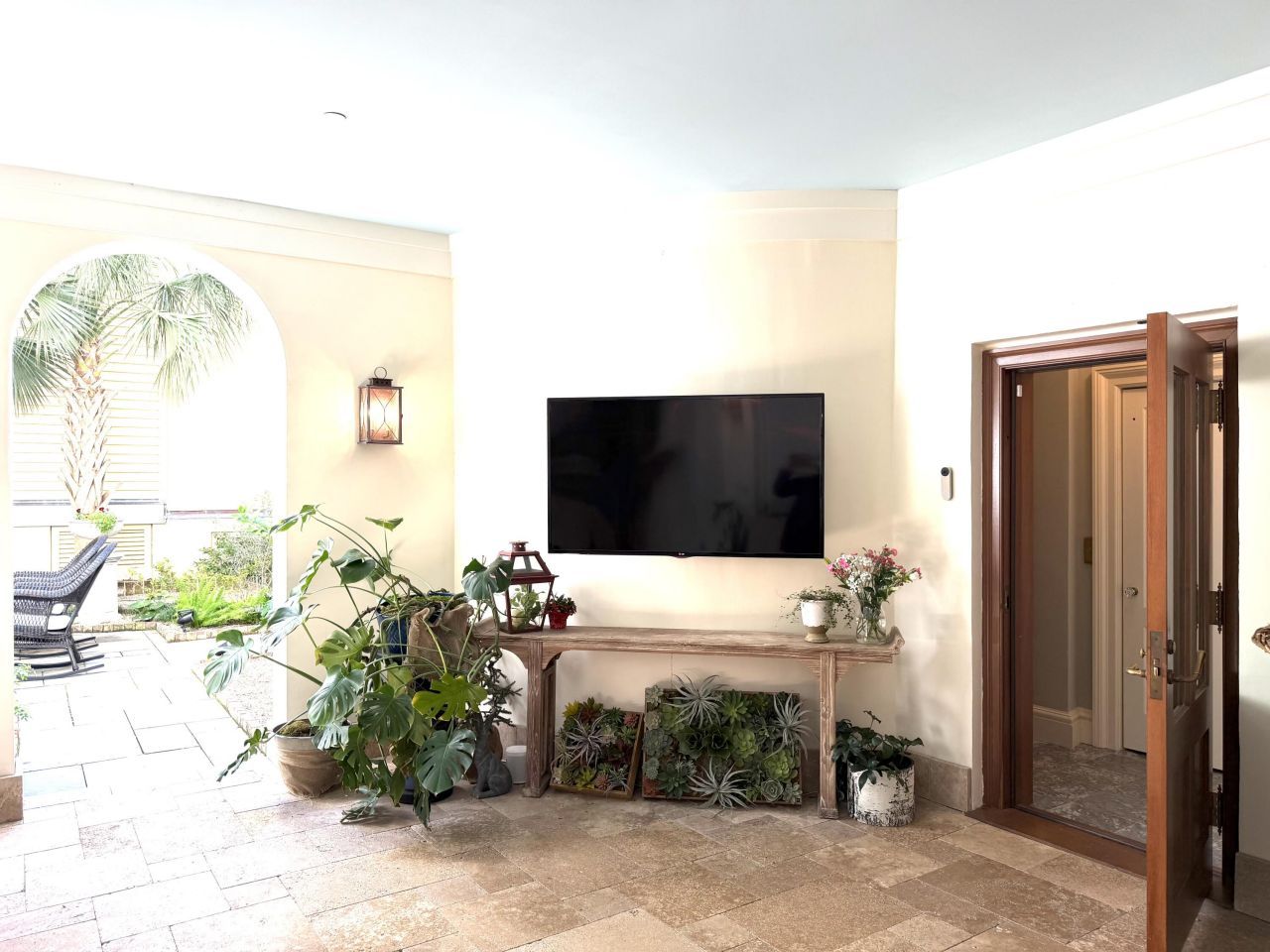 174 N Shelmore Boulevard Photo 10