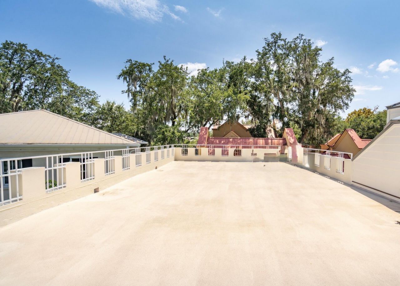 174 N Shelmore Boulevard Photo 37