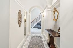 174 N Shelmore Boulevard photo 4