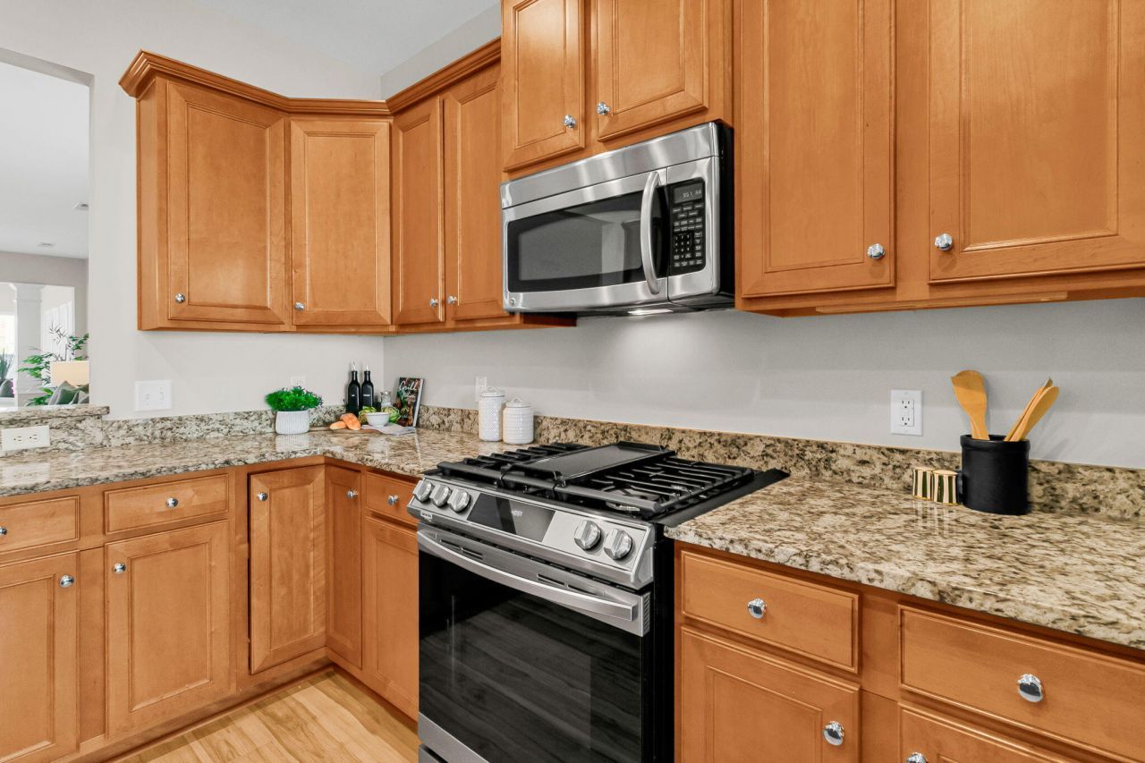 406 Waterlily Way Photo 10