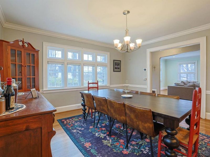 5835 Montgomery Road, Cincinnati, OH 45212 Photo 12