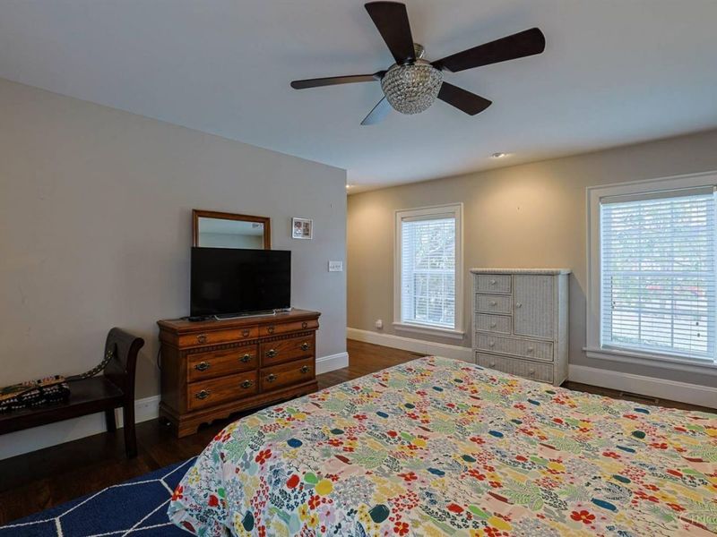 5835 Montgomery Road, Cincinnati, OH 45212 Photo 20