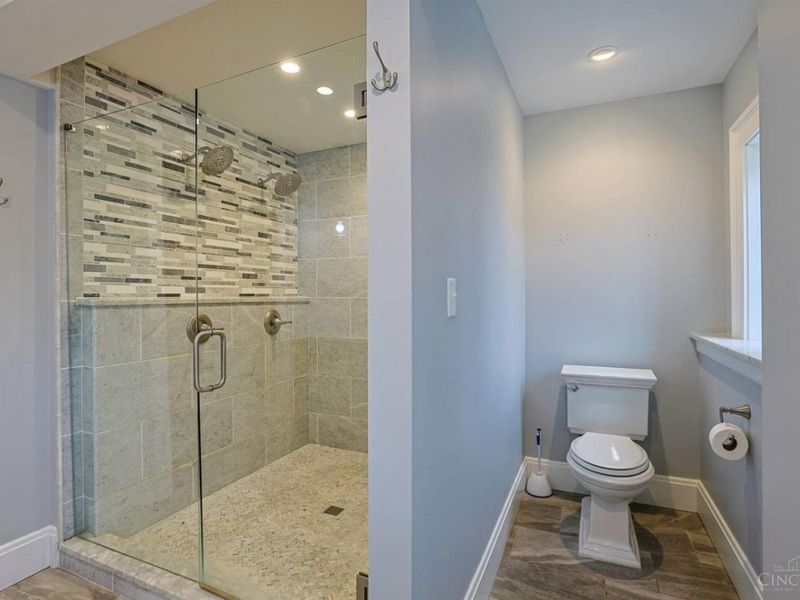 5835 Montgomery Road, Cincinnati, OH 45212 Photo 22