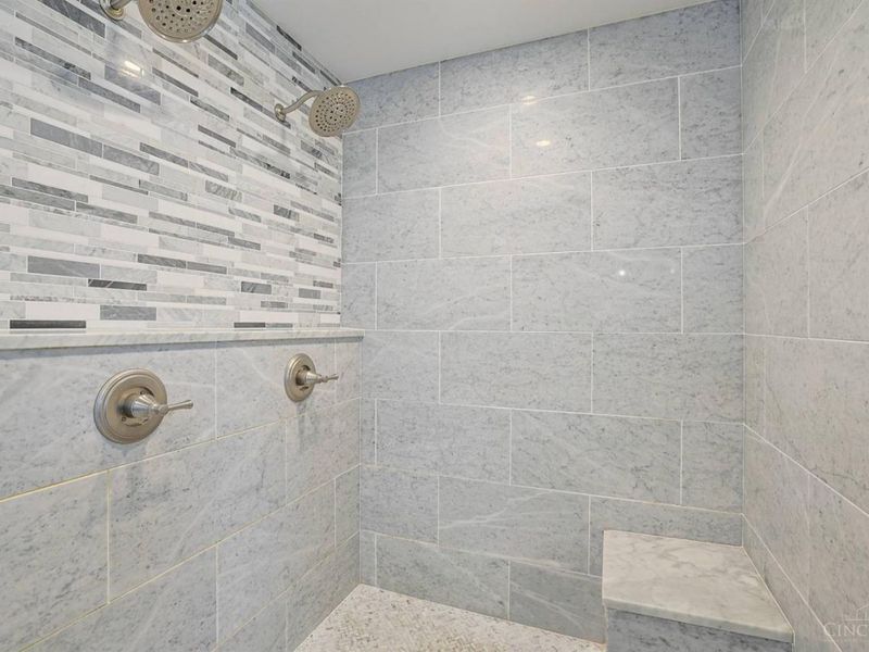 5835 Montgomery Road, Cincinnati, OH 45212 Photo 23