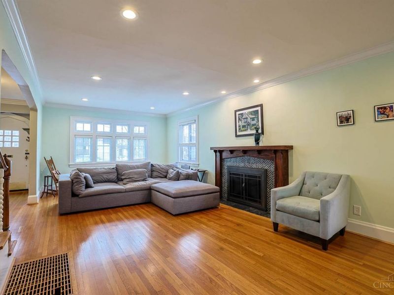 5835 Montgomery Road, Cincinnati, OH 45212 Photo 6