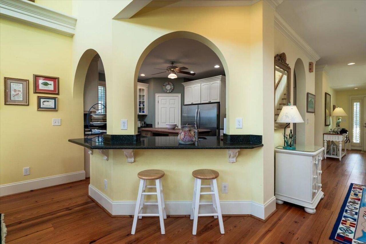 308 Jungle Shores Drive Photo 10