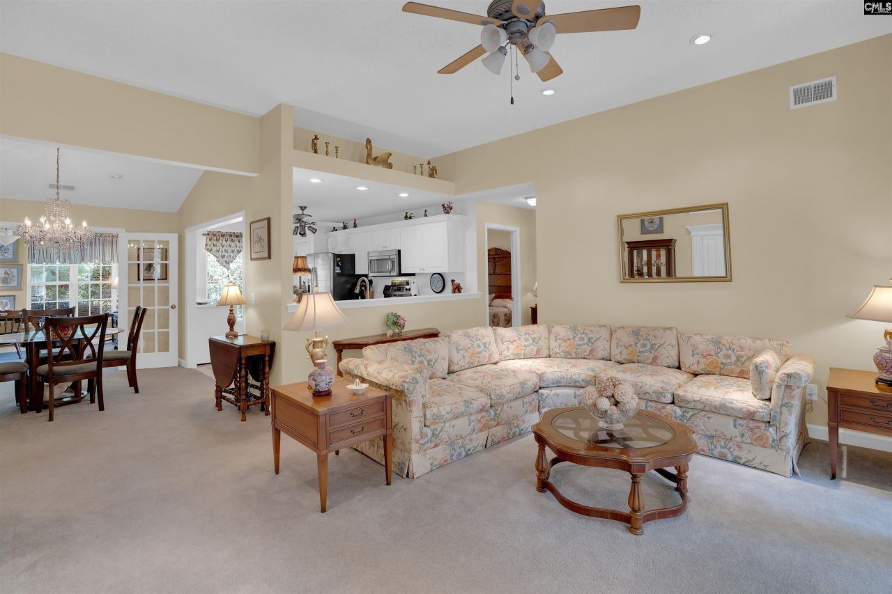 114 Mallard Landing Way Photo 7