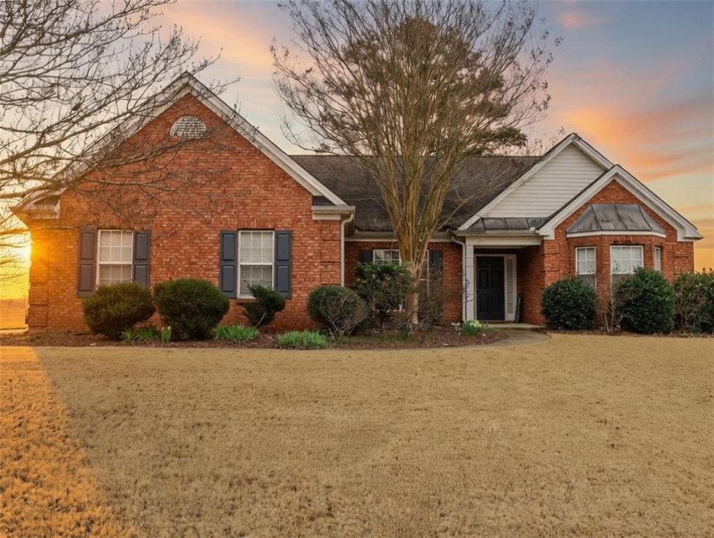 3385 Stoneleigh Run Drive, Buford, GA 30519 Main Photo