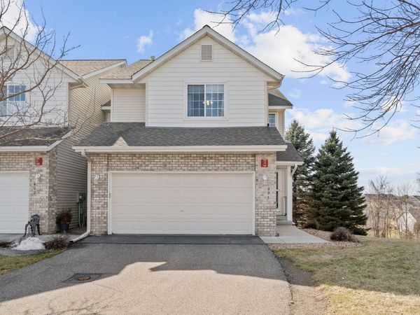 495 Pleasant Court, Chaska, MN 55318