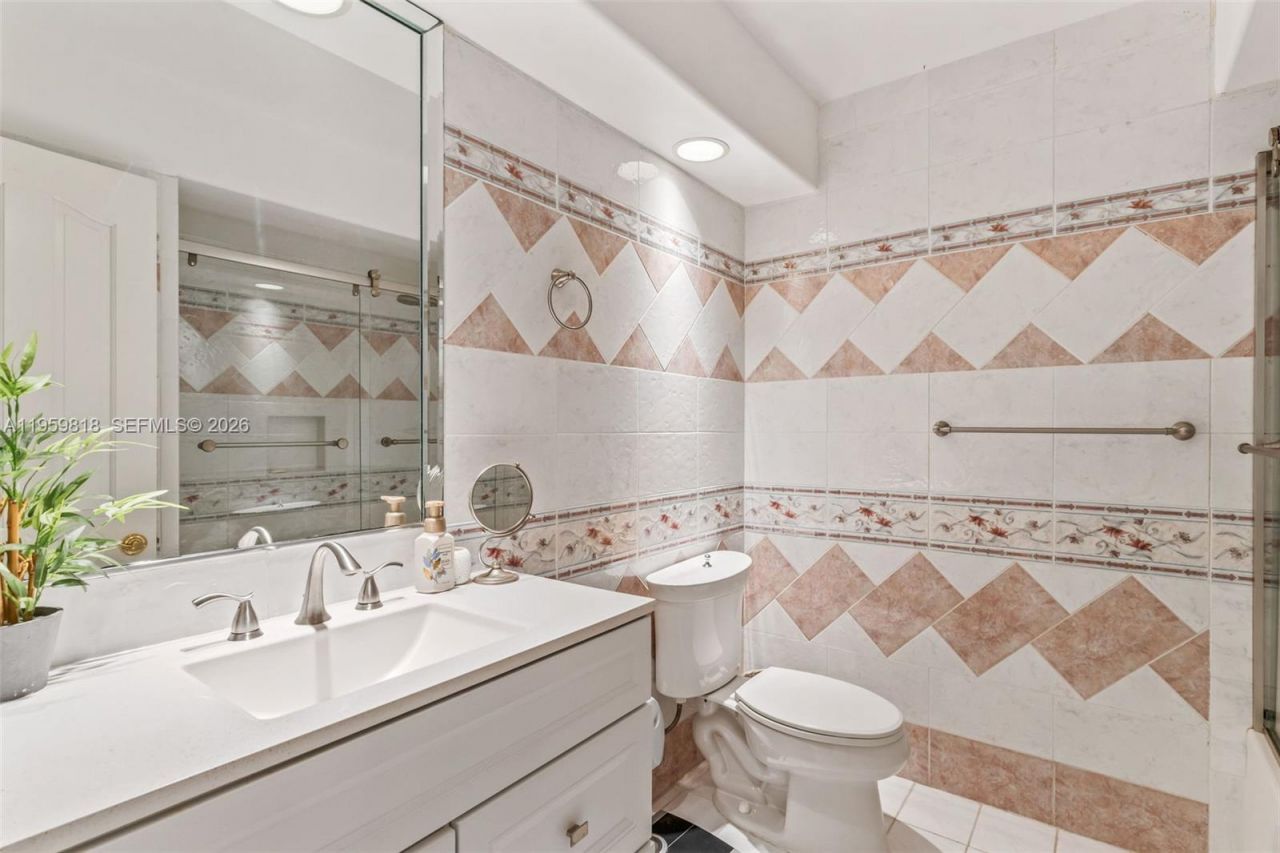 15005 SW 148th St , Miami, FL 33196 Photo