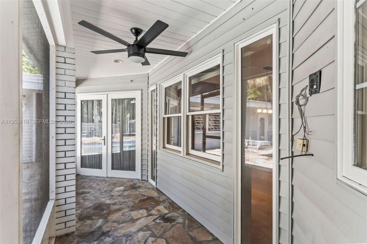 15005 SW 148th St , Miami, FL 33196 Photo