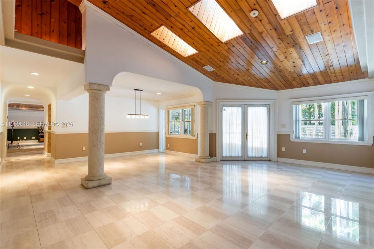 15005 SW 148th St , Miami, FL 33196 Photo