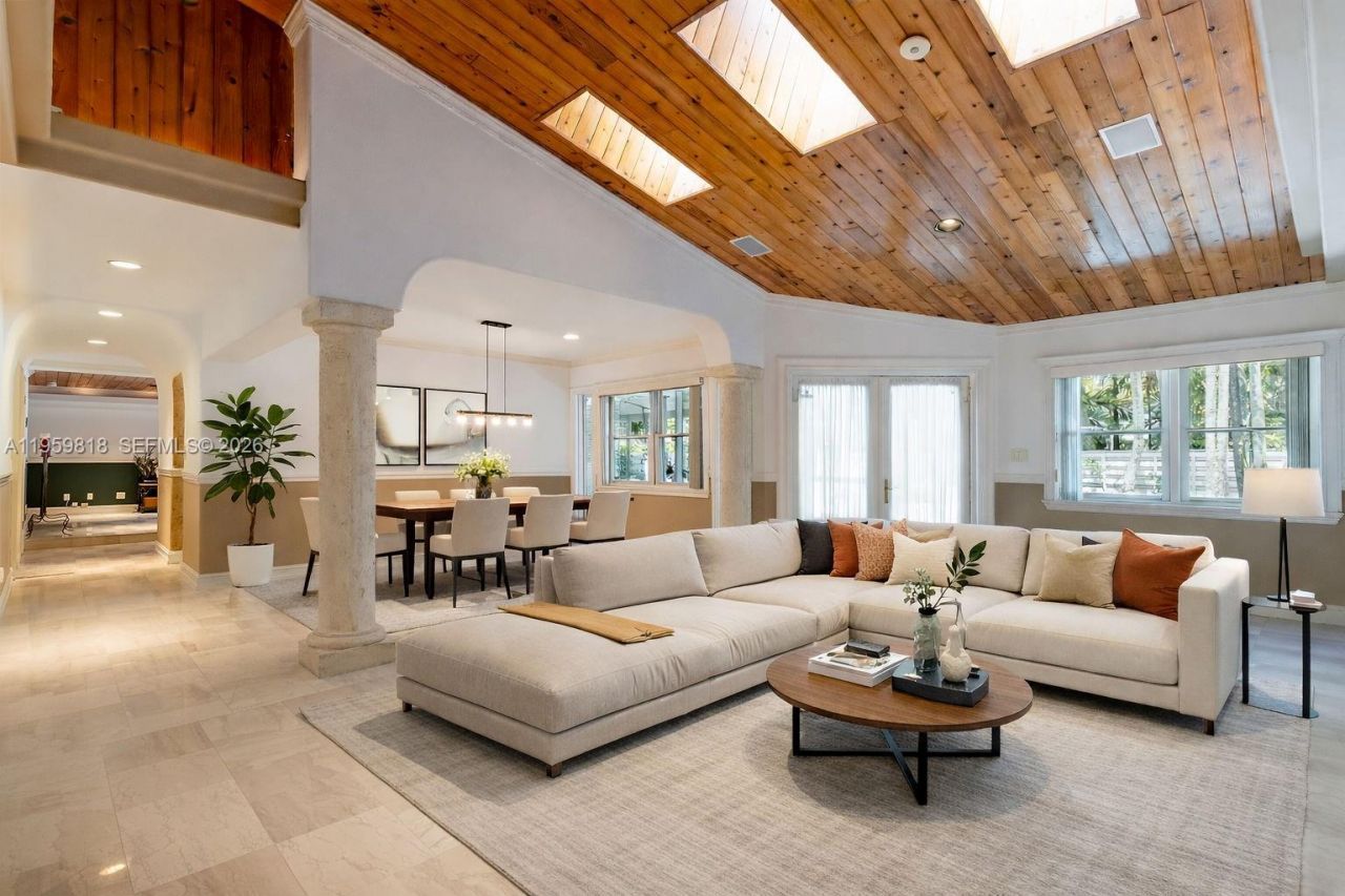 15005 SW 148th St , Miami, FL 33196 Photo