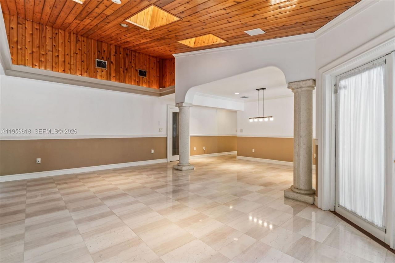 15005 SW 148th St , Miami, FL 33196 Photo