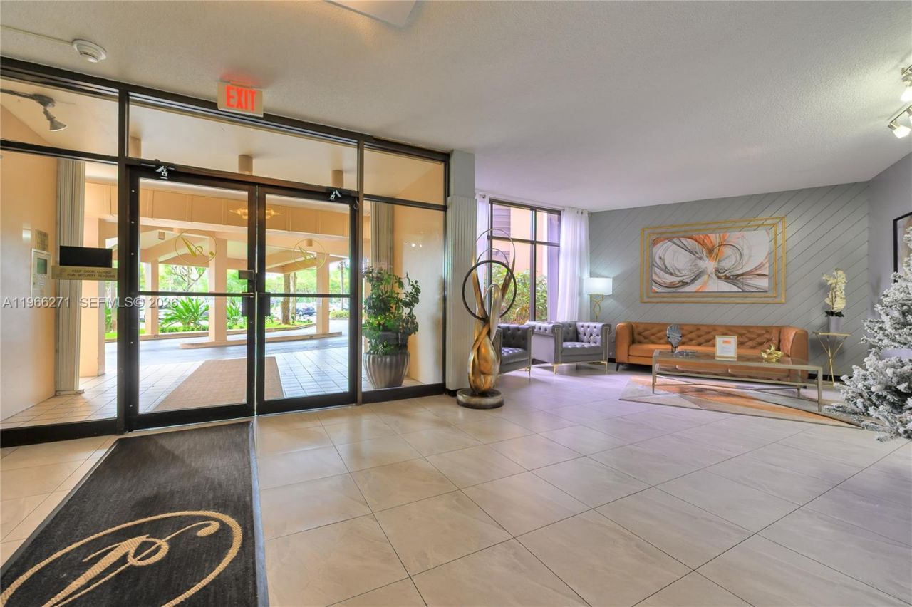 1400 Saint Charles Place , Unit 420, Pembroke Pines, FL 33026 Photo